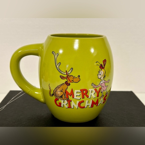 Dr Seuss The GRINCH
Green Grinch Face Naughty & Nice 18 Ounce Mug - Picture 3 of 7